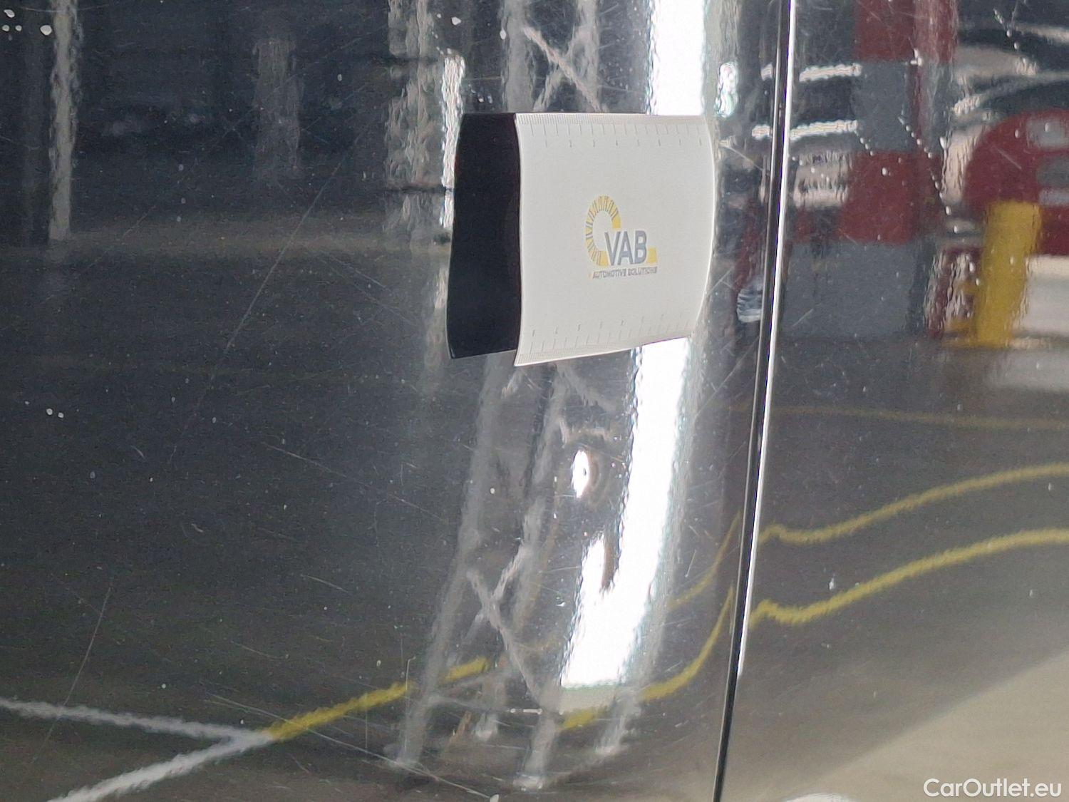  Peugeot  5008 Peugeot,  '16, Peugeot  1.2 PureTech 96kW S&S EAT8 Crossway 7pl #31