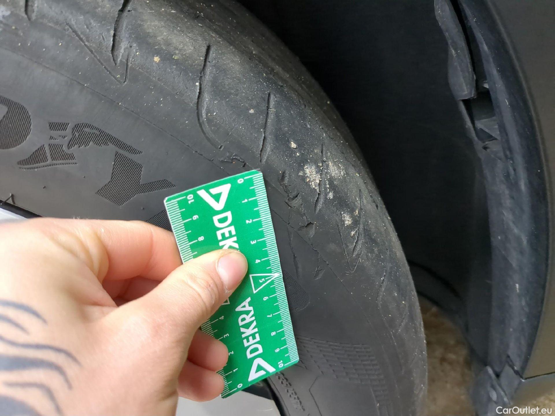  Nissan  Qashqai NISSAN  / 2021 / 5P / Crossover e-Power 190 N-Connecta BVA #1