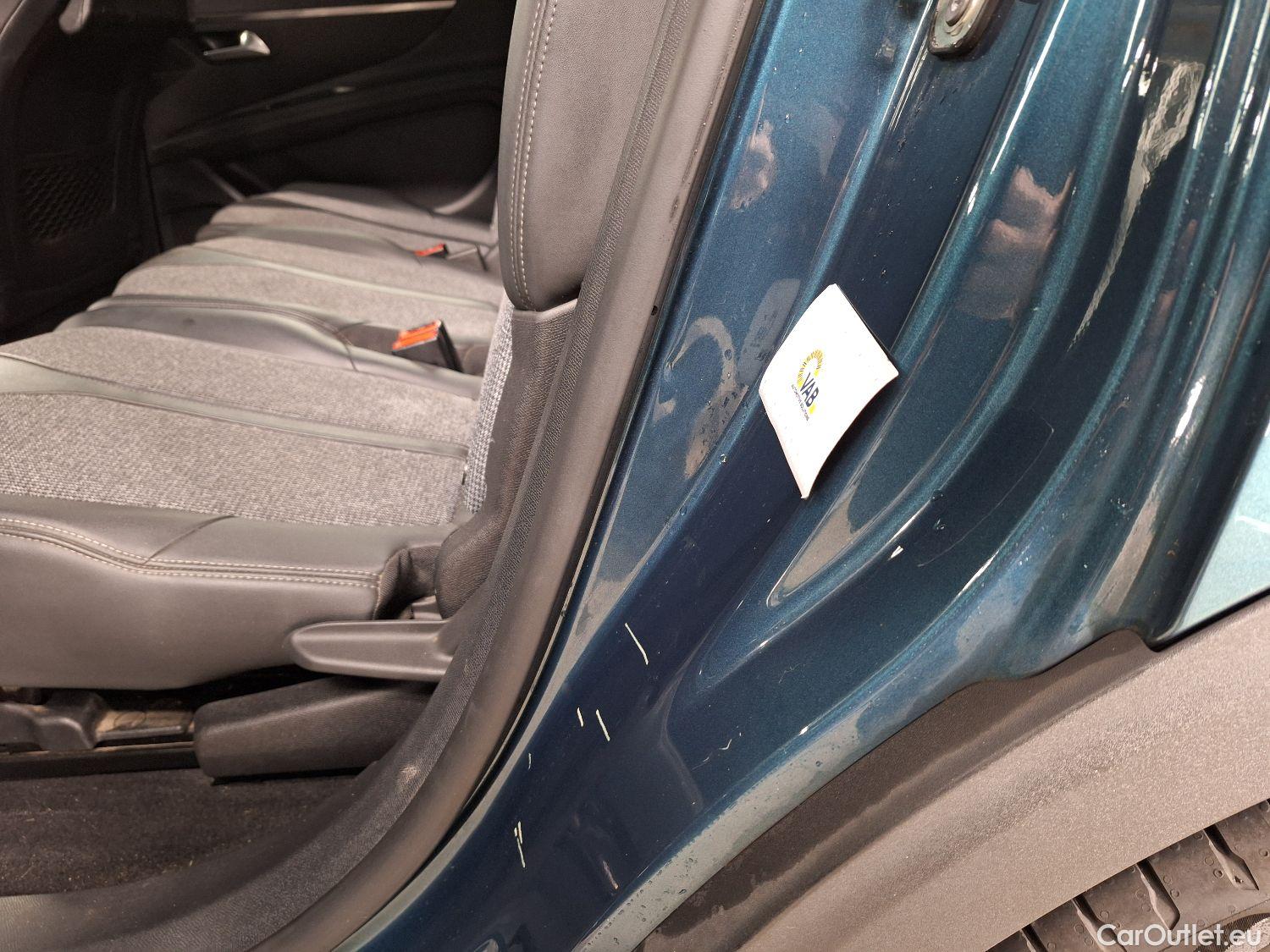  Peugeot  5008 Peugeot,  '16, Peugeot  1.5 BlueHDi 96kW S&S Allure 5d 7pl #61