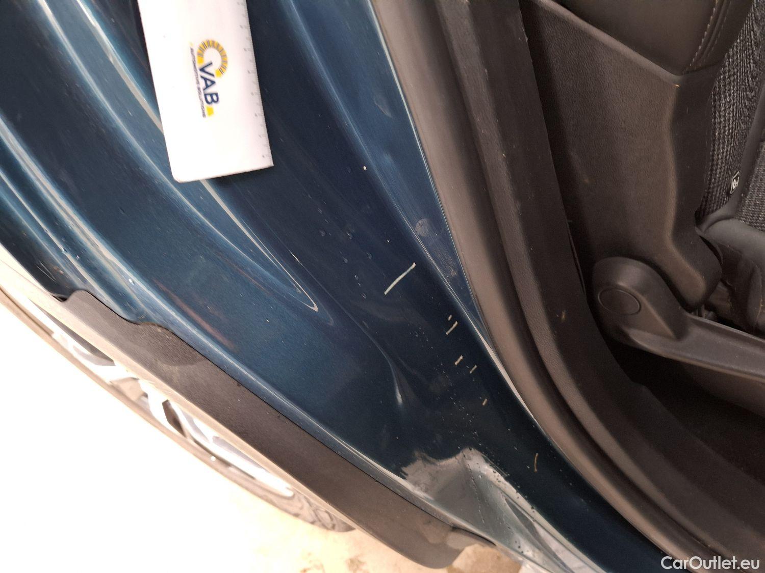  Peugeot  5008 Peugeot,  '16, Peugeot  1.5 BlueHDi 96kW S&S Allure 5d 7pl #51