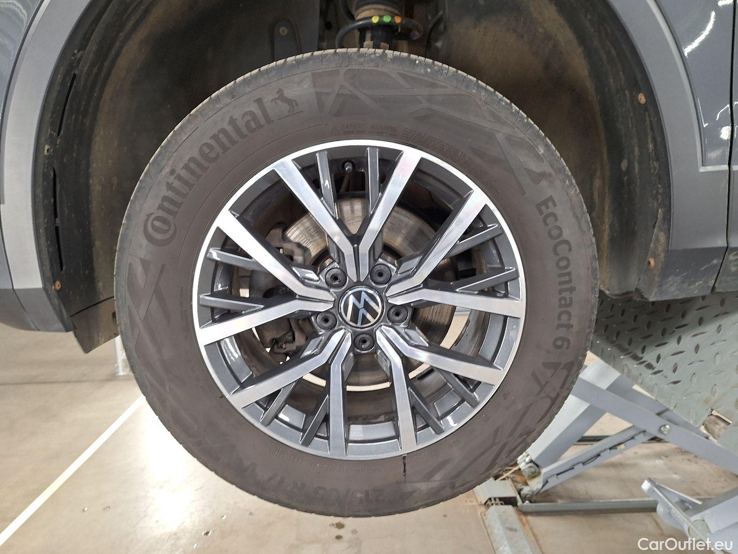  Volkswagen  Tiguan VW,  FL'20, Volkswagen  2.0 TDI 110kW DSG Life 5d #19