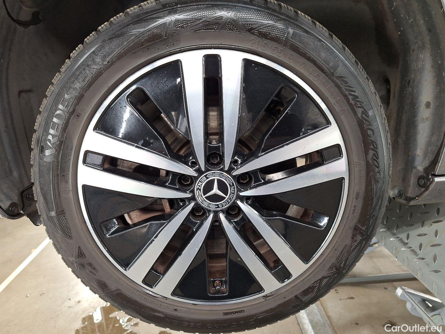  Mercedes  A-Klasse Mercedes, A-Class Berline '18, Mercedes-Benz  Limousine A 250e Business S #5