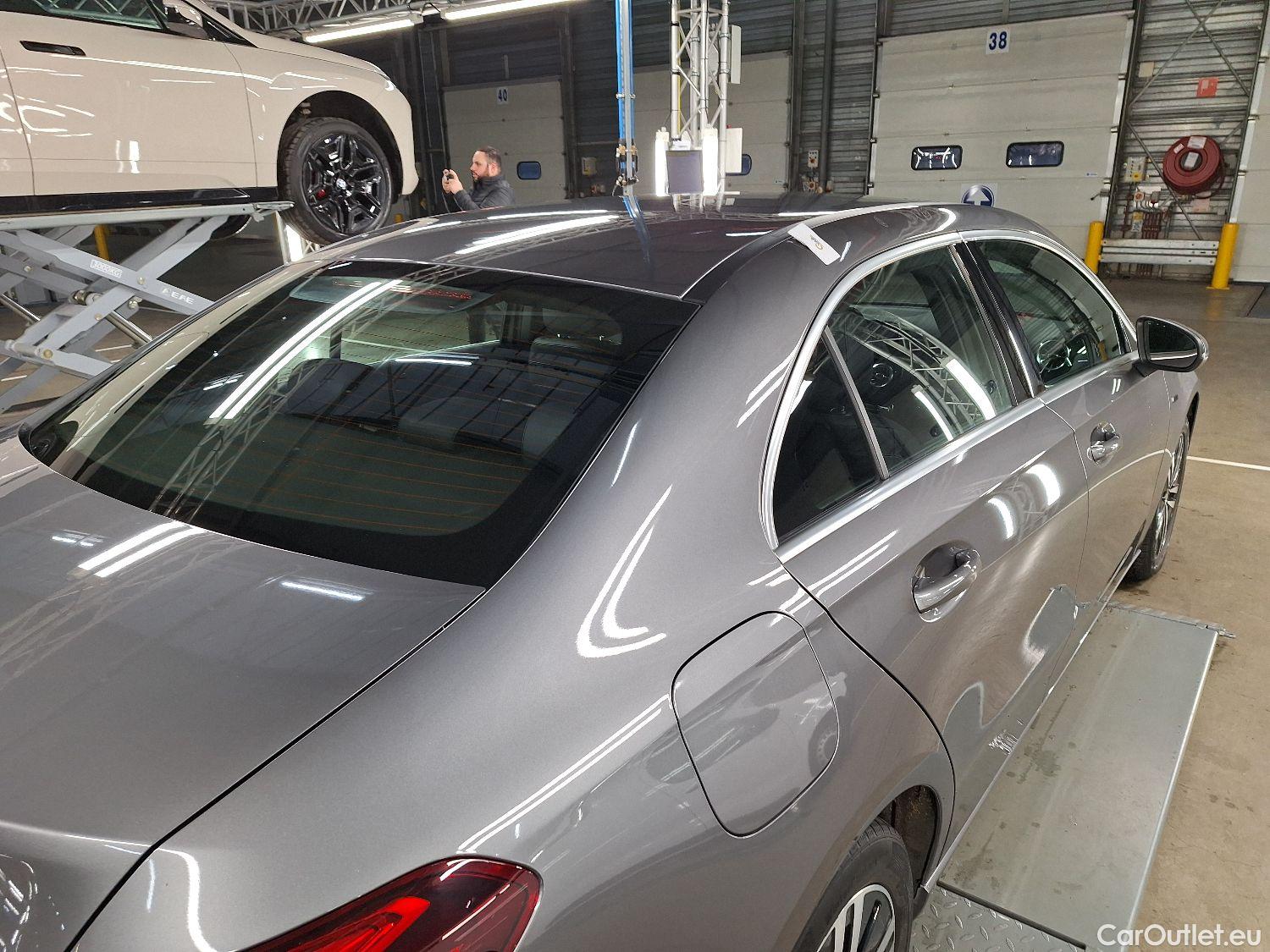  Mercedes  A-Klasse Mercedes, A-Class Berline '18, Mercedes-Benz  Limousine A 250e Business S #9