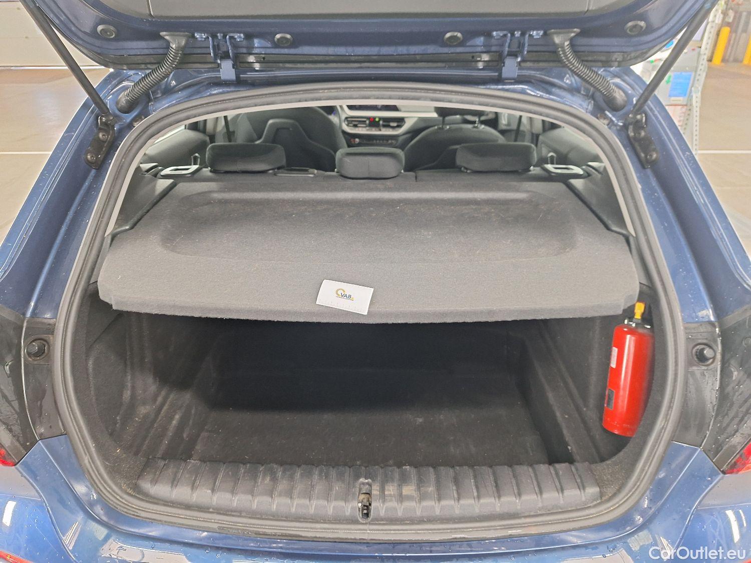  Bmw  Serie 1 BMW, 1-serie '19, BMW 1 Reeks Hatch 116d (85 kW) 5d #8