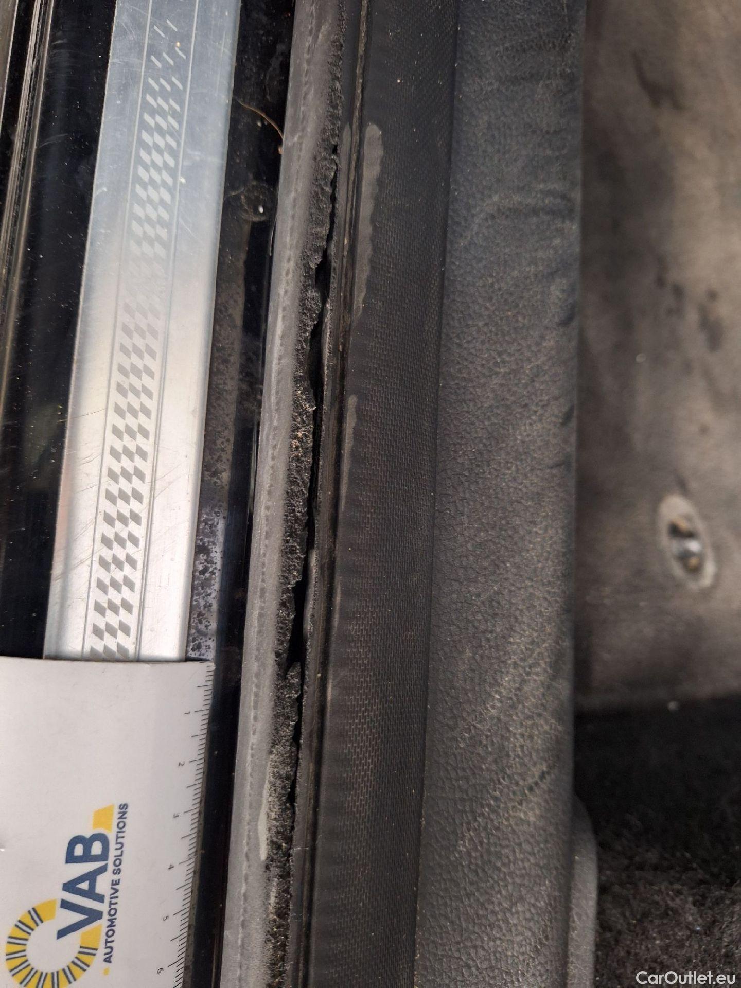  MG  EHS MG,  '20 PHEV, MG  1.5T Luxury 5d #29