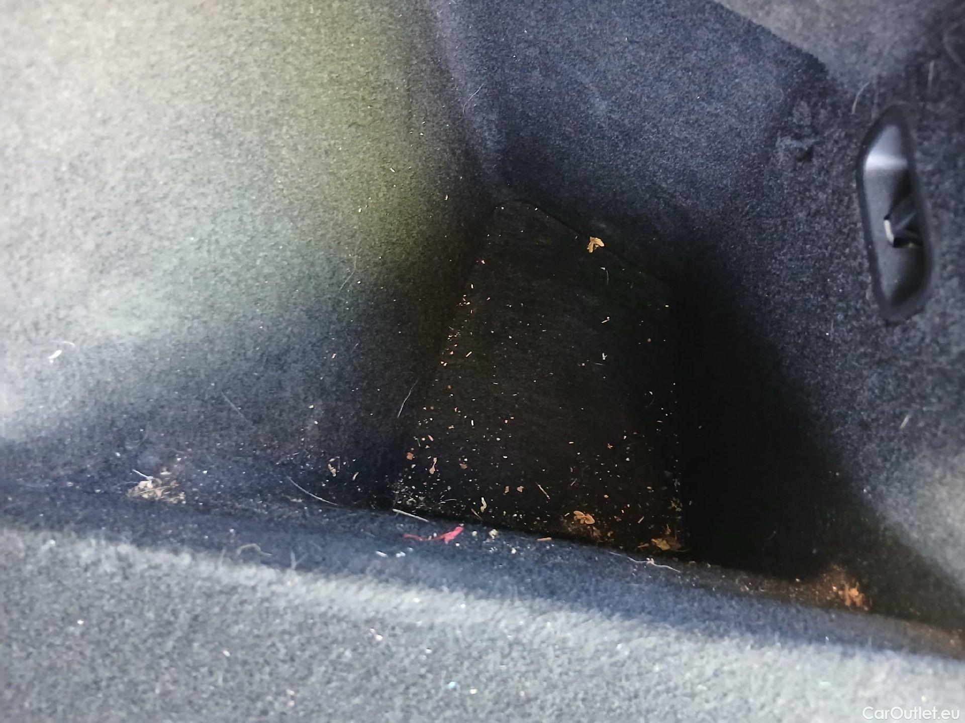  Tesla  Model Y TESLA  Gran Autonomía 4WD #2