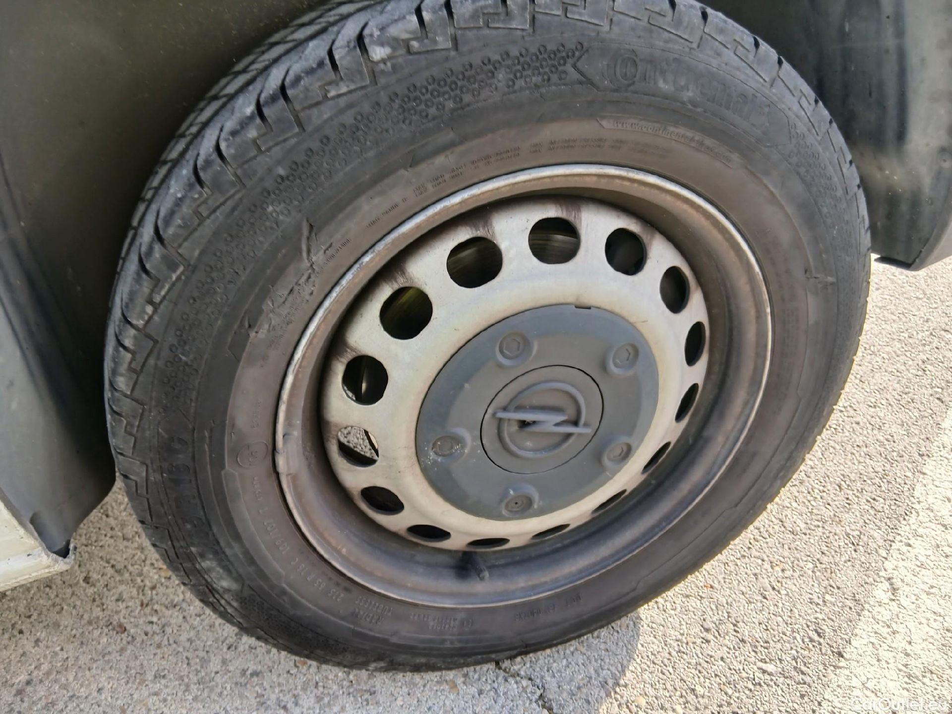  Opel  Vivaro OPEL  / 2019 / 4P / furgón 2.0 Diésel 88kW (120CV) M Inc. Express #4