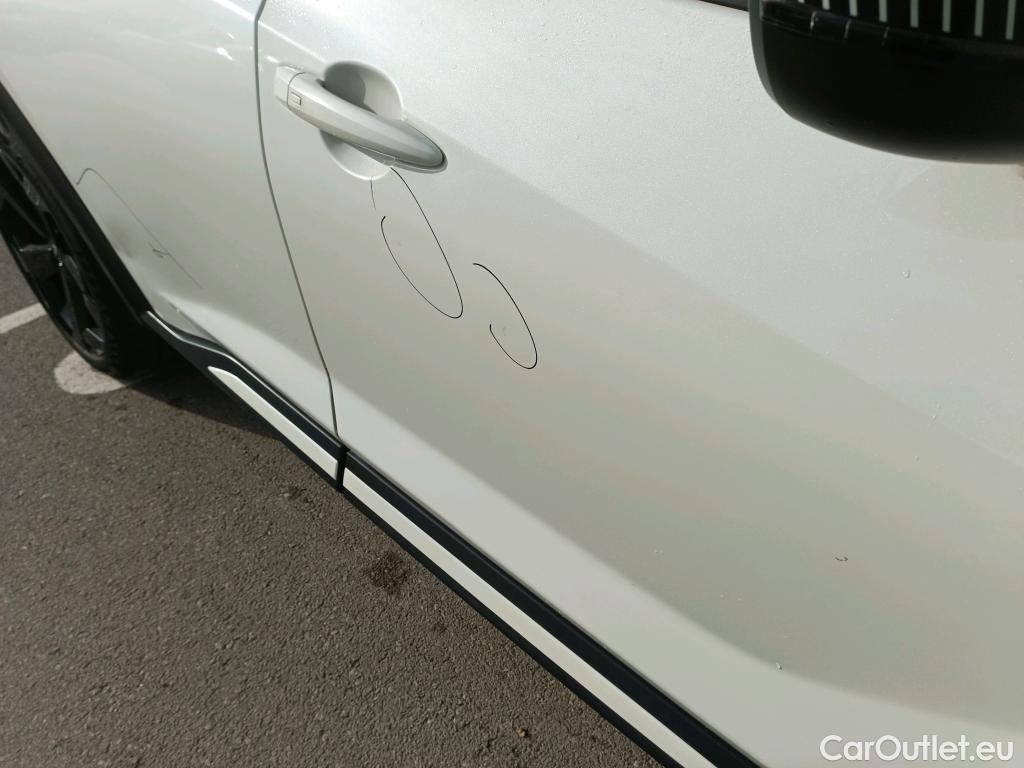  Nissan  Juke NISSAN  / 2019 / 5P / crossover 1.6 Hybrid 105kW(145CV) Première Edition(SP)(SL) #15