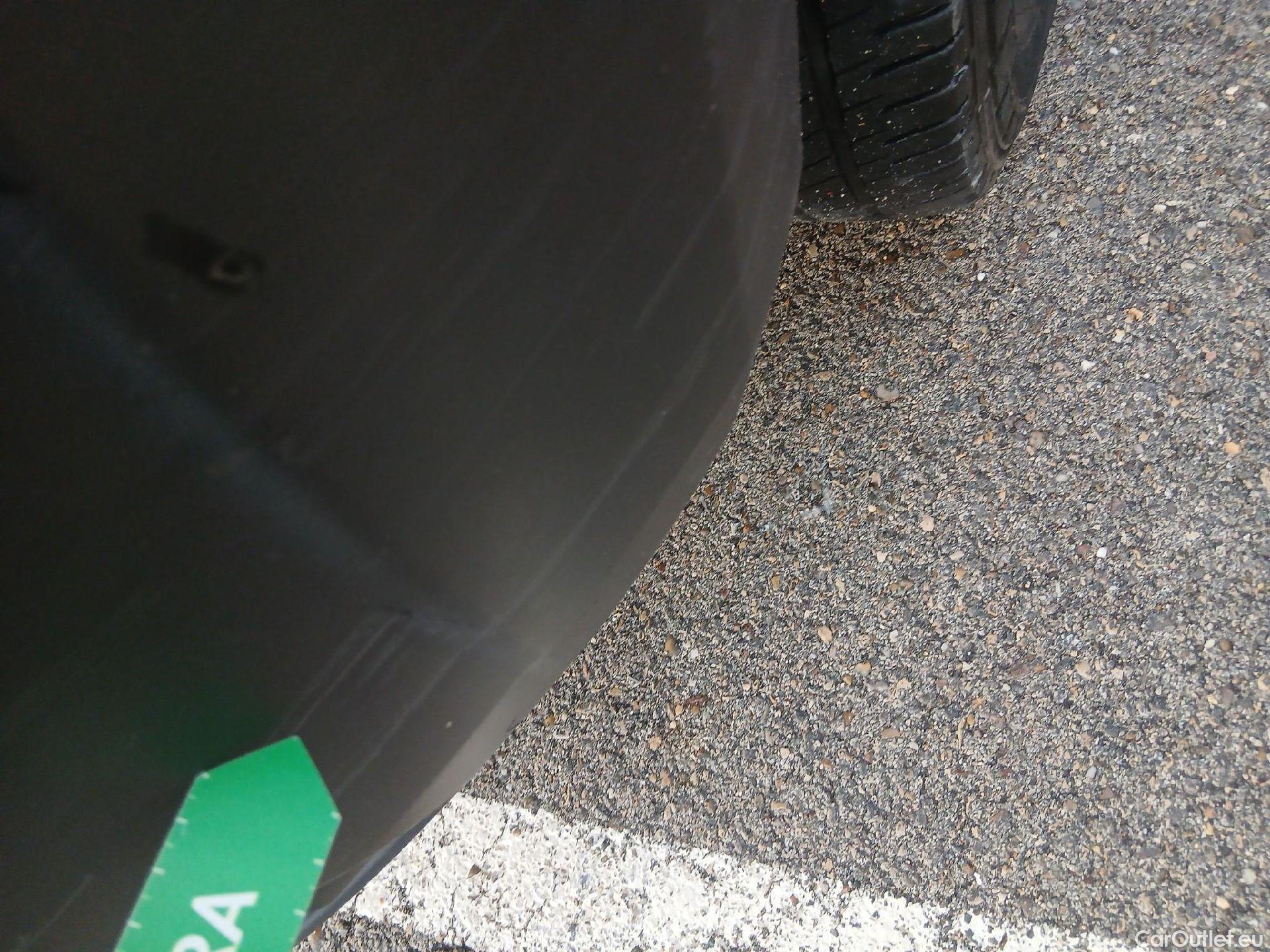  Peugeot  Boxer PEUGEOT  / 2014 / 4P / furgón 330 L1 H1 BHDI 88kW (120CV) S&S 6 Vel. M #26