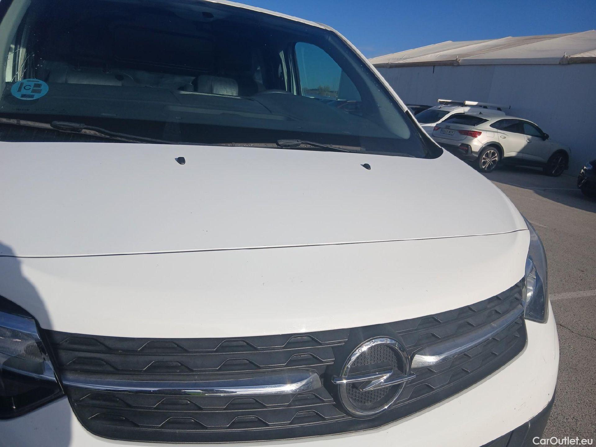  Opel  Vivaro OPEL  / 2019 / 4P / furgón 1.5 Diésel 74kW(100CV)M Std Exp #22