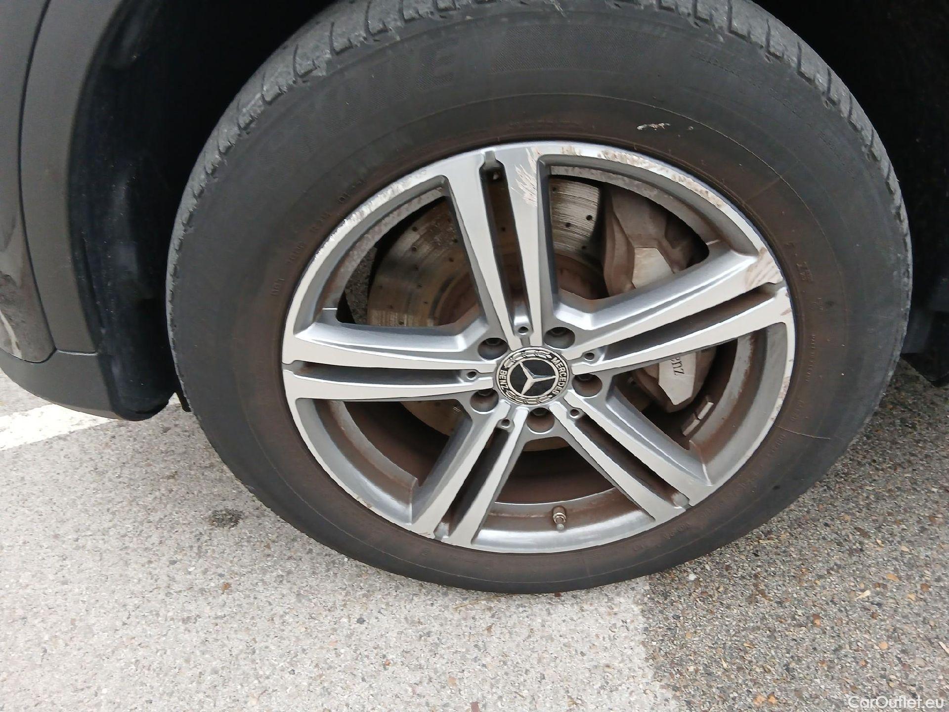  Mercedes  G-Klasee MERCEDES-BENZ Clase GLC / 2019 / 5P / todoterreno GLC 300 de 4MATIC #15