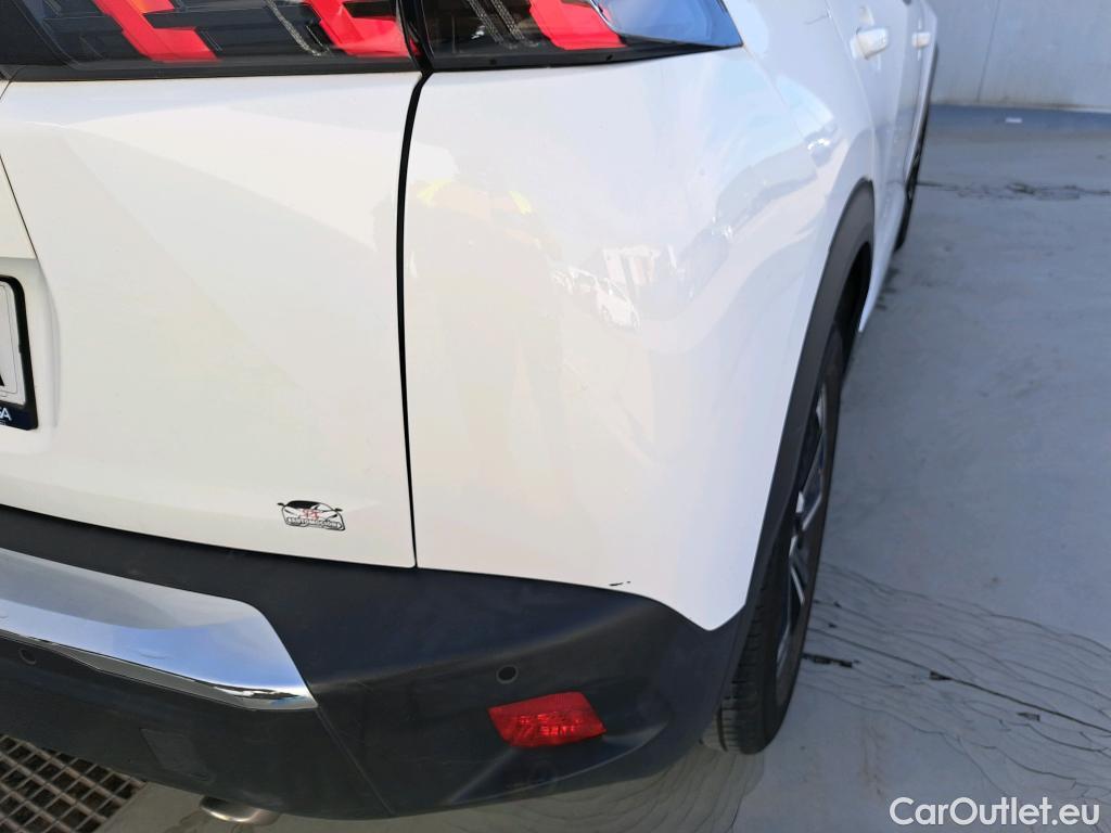  Peugeot  2008 PEUGEOT  / 2019 / 5P / todoterreno Allure Pack BlueHDI 130 S&S EAT8 #19