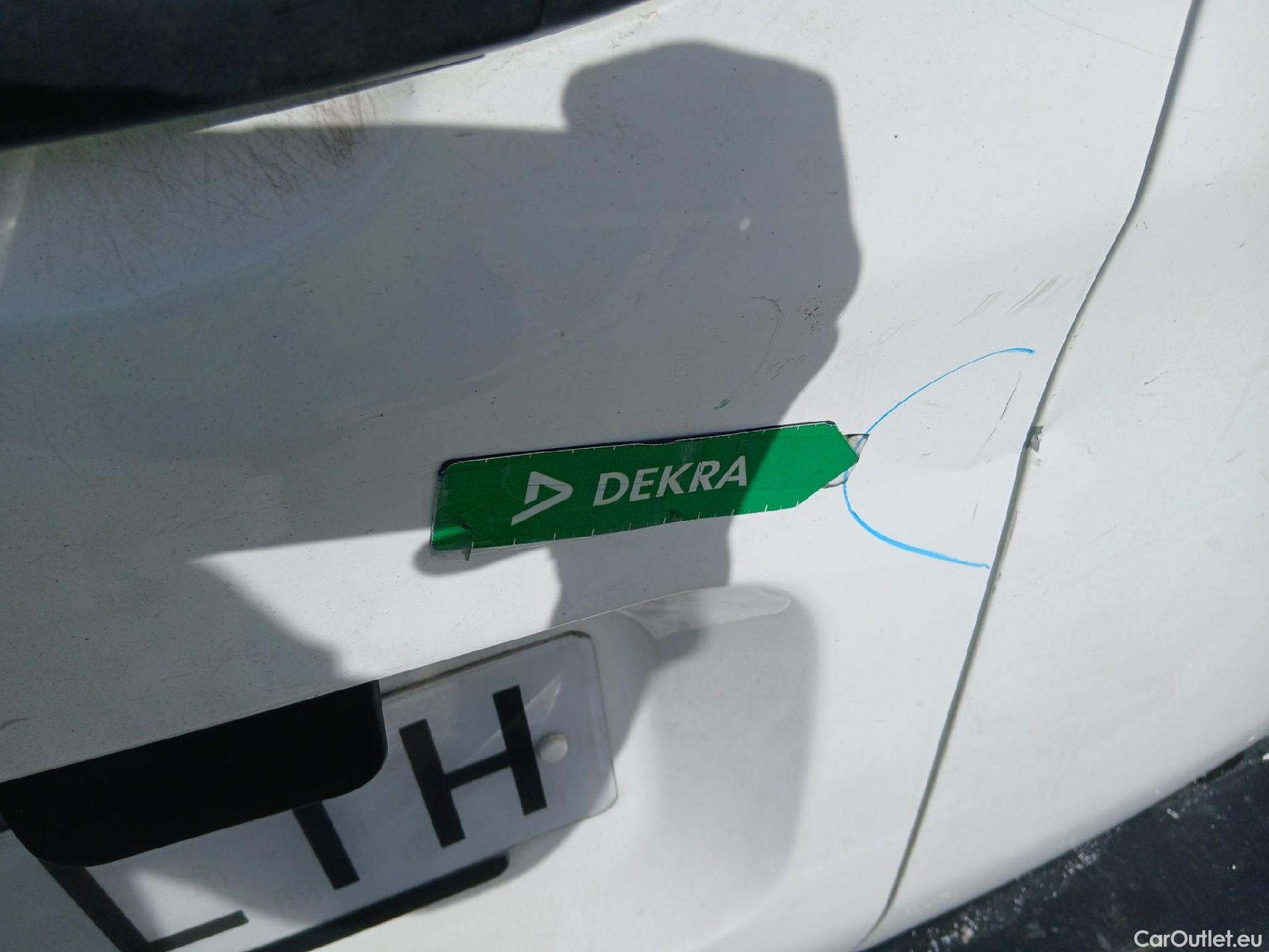  Opel  Vivaro OPEL  / 2019 / 4P / furgón 2.0 Diésel 88kW (120CV) M Inc. Express #34