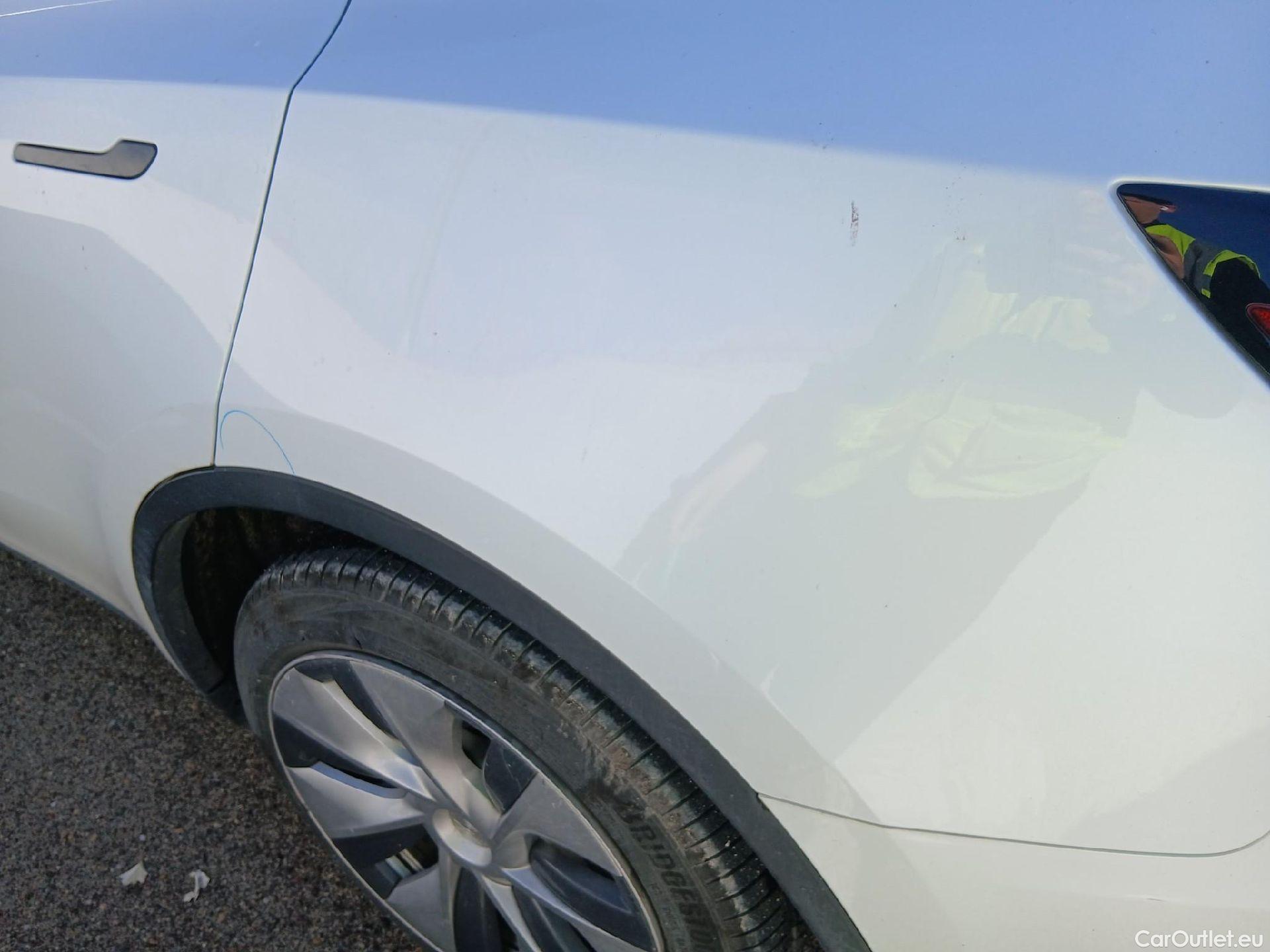  Tesla  Model Y TESLA  Gran Autonomía 4WD #22