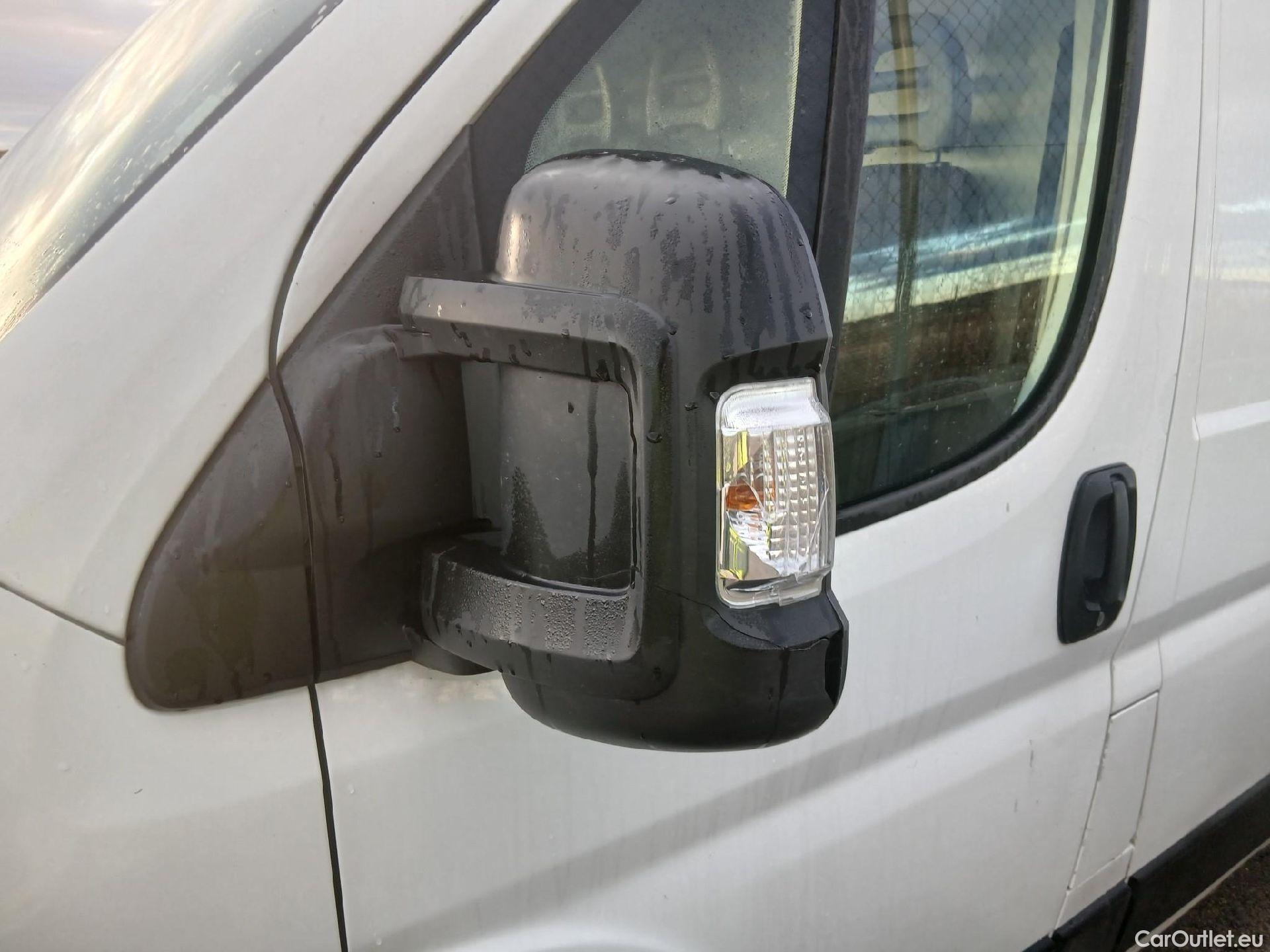  Peugeot  Boxer PEUGEOT  / 2014 / 4P / furgón 330 L1 H1 BHDI 88kW (120CV) S&S 6 Vel. M #29