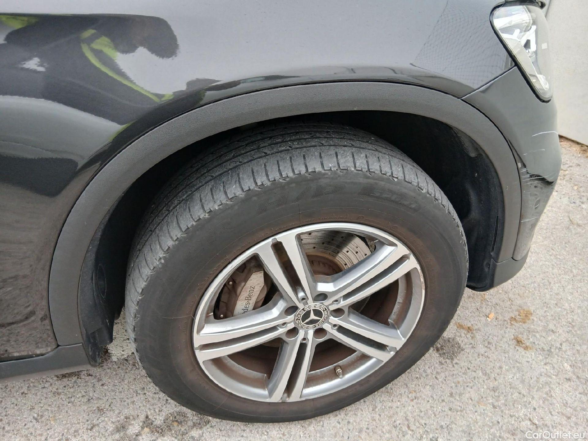  Mercedes  G-Klasee MERCEDES-BENZ Clase GLC / 2019 / 5P / todoterreno GLC 300 de 4MATIC #34