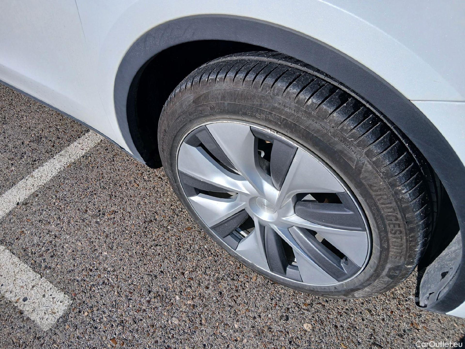  Tesla  Model Y TESLA  Gran Autonomía 4WD #15