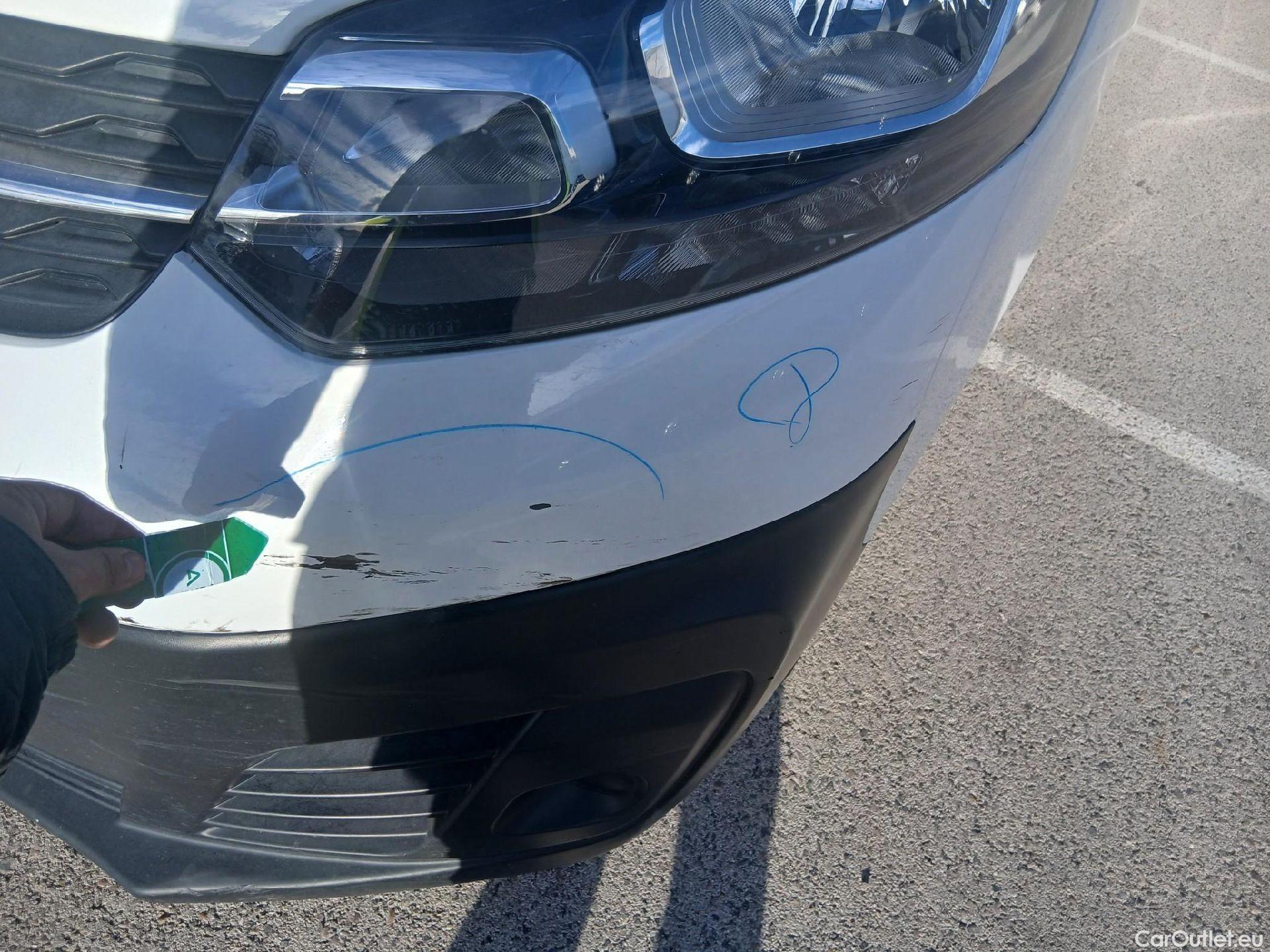  Opel  Vivaro OPEL  / 2019 / 4P / furgón 1.5 Diésel 74kW(100CV)M Std Exp #20