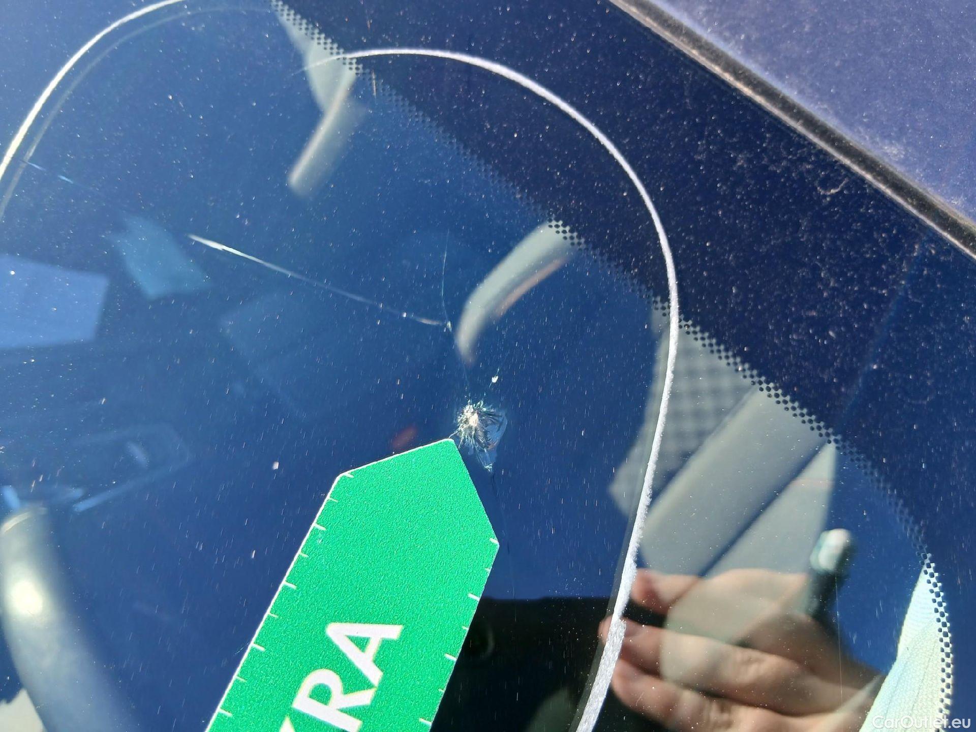  Peugeot  508 PEUGEOT  / 2018 / 5P / berlina con portón 5P Active Pack BlueHDi 130 S&S EAT8 #7