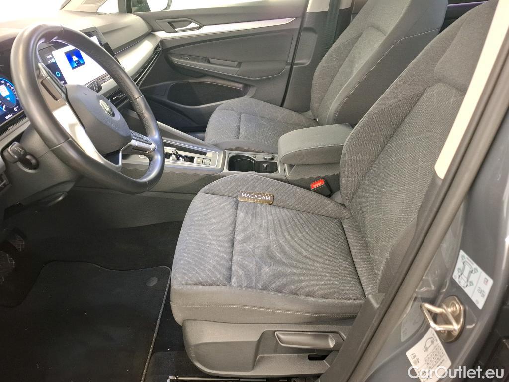  Volkswagen  Golf  VIII Berline Life 1st 2.0 TDI 115CV BVA7 E6d #1