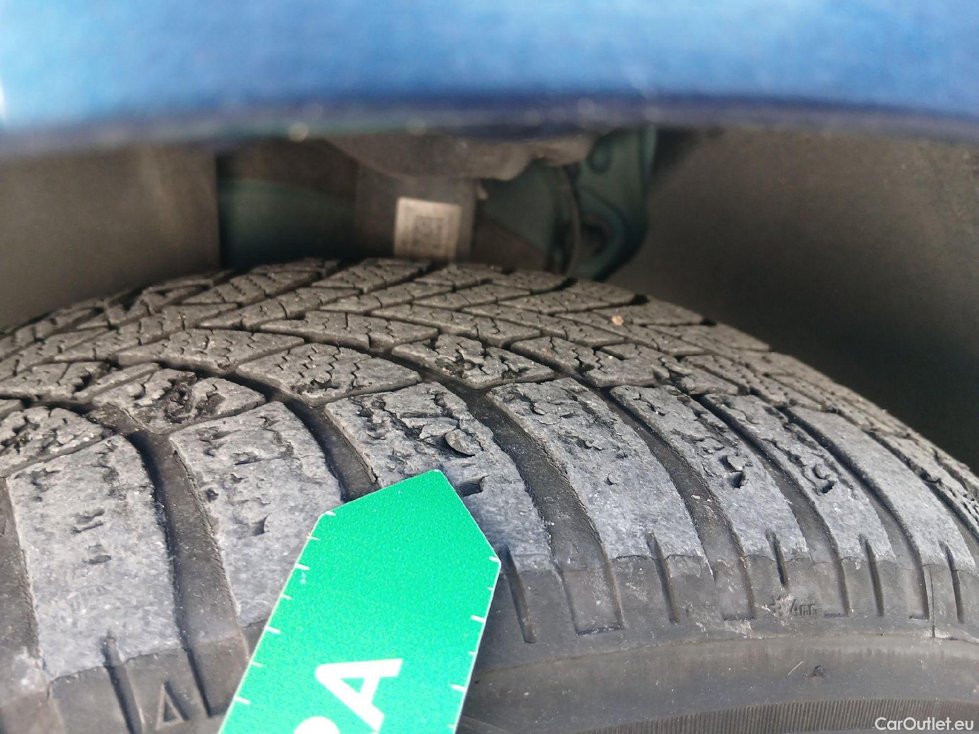  Skoda  Octavia SKODA  / 2020 / 5P / familiar Combi 2.0 TDI 85kW(115CV) DSG Ambition #7