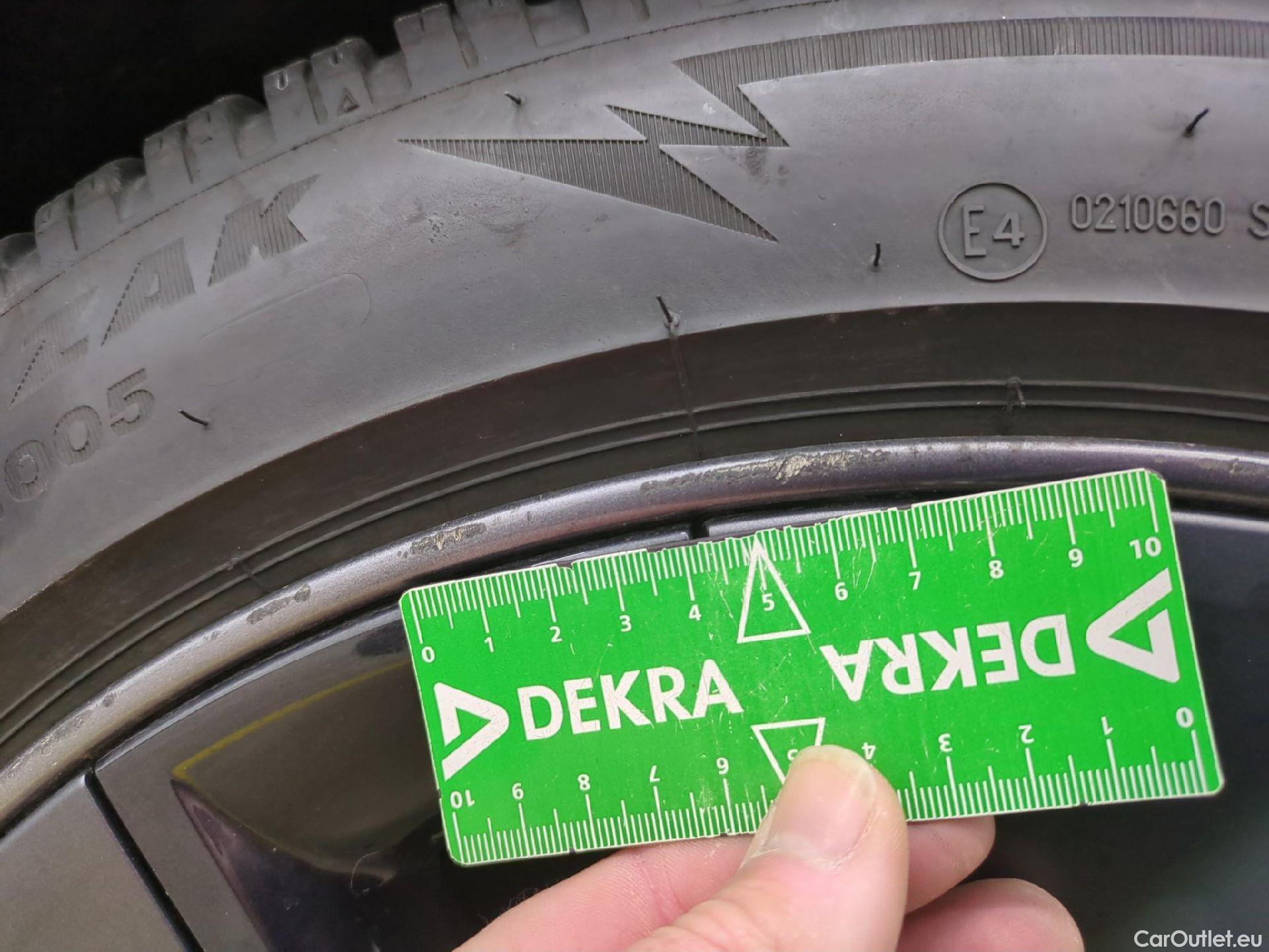  Tesla  Model 3 TESLA  / 2018 / 4P / Berline Propulsion #8