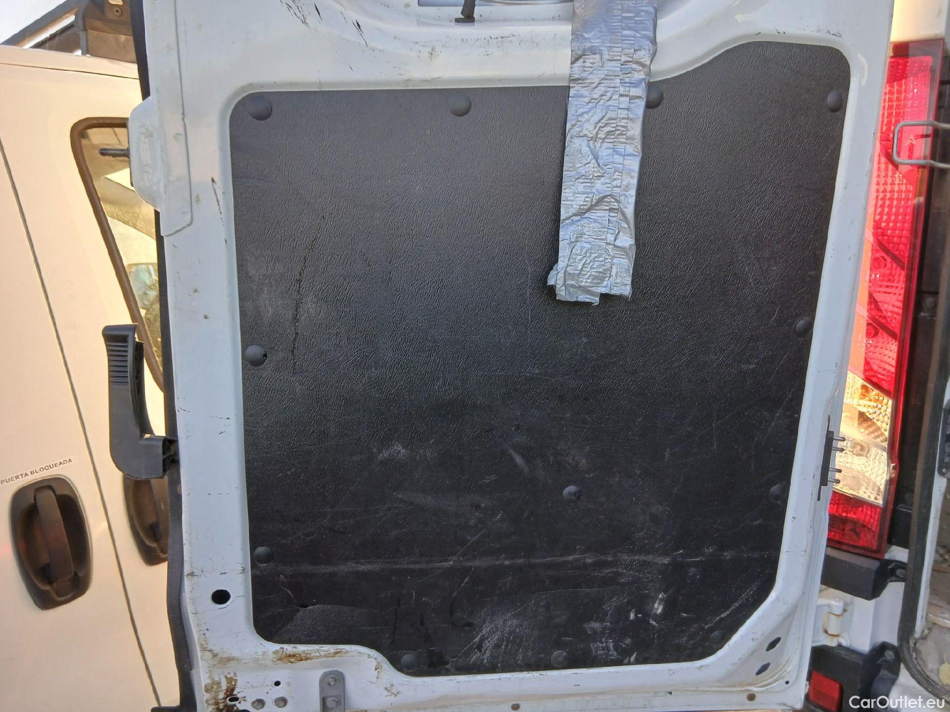  Iveco  Daily IVECO  / 2019 / 4P / combi 35S 14H V 4100/H2 16H M3  #44