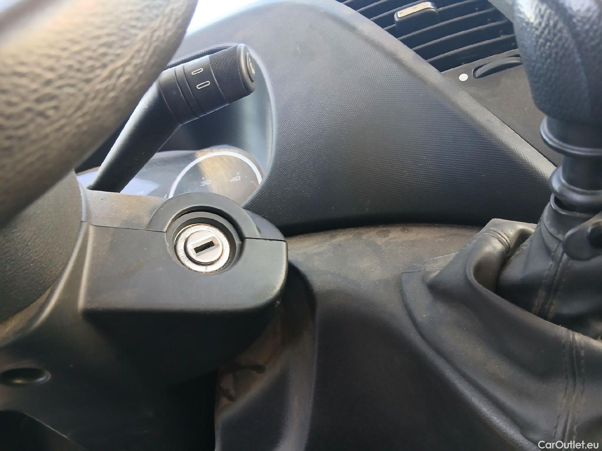  Iveco  Daily IVECO  / 2019 / 4P / combi 35S 14H V 4100/H2 16H M3  #1