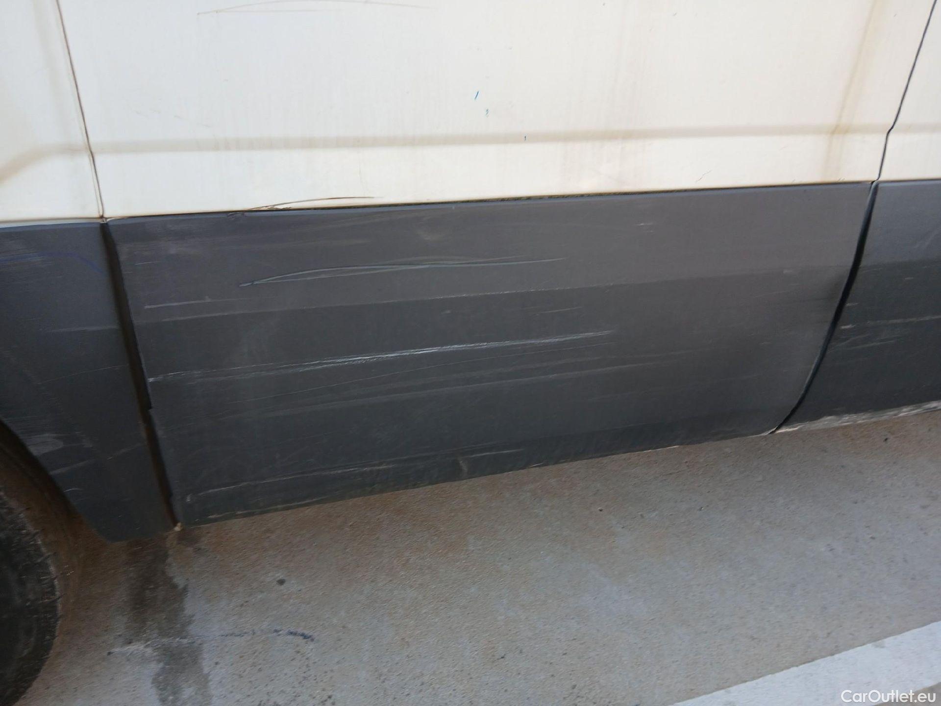  Iveco  Daily IVECO  / 2019 / 4P / combi 35S 14H V 4100/H2 16H M3  #65