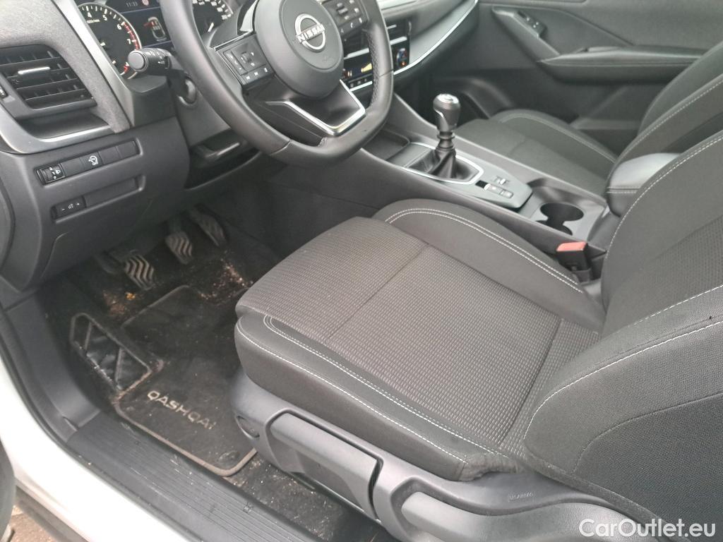  Land Rover  Discovery NISSAN QASHQAI / 2024 / 5P / todoterreno DIG-T 103kW (140CV) mHEV 4x2 Acenta #15