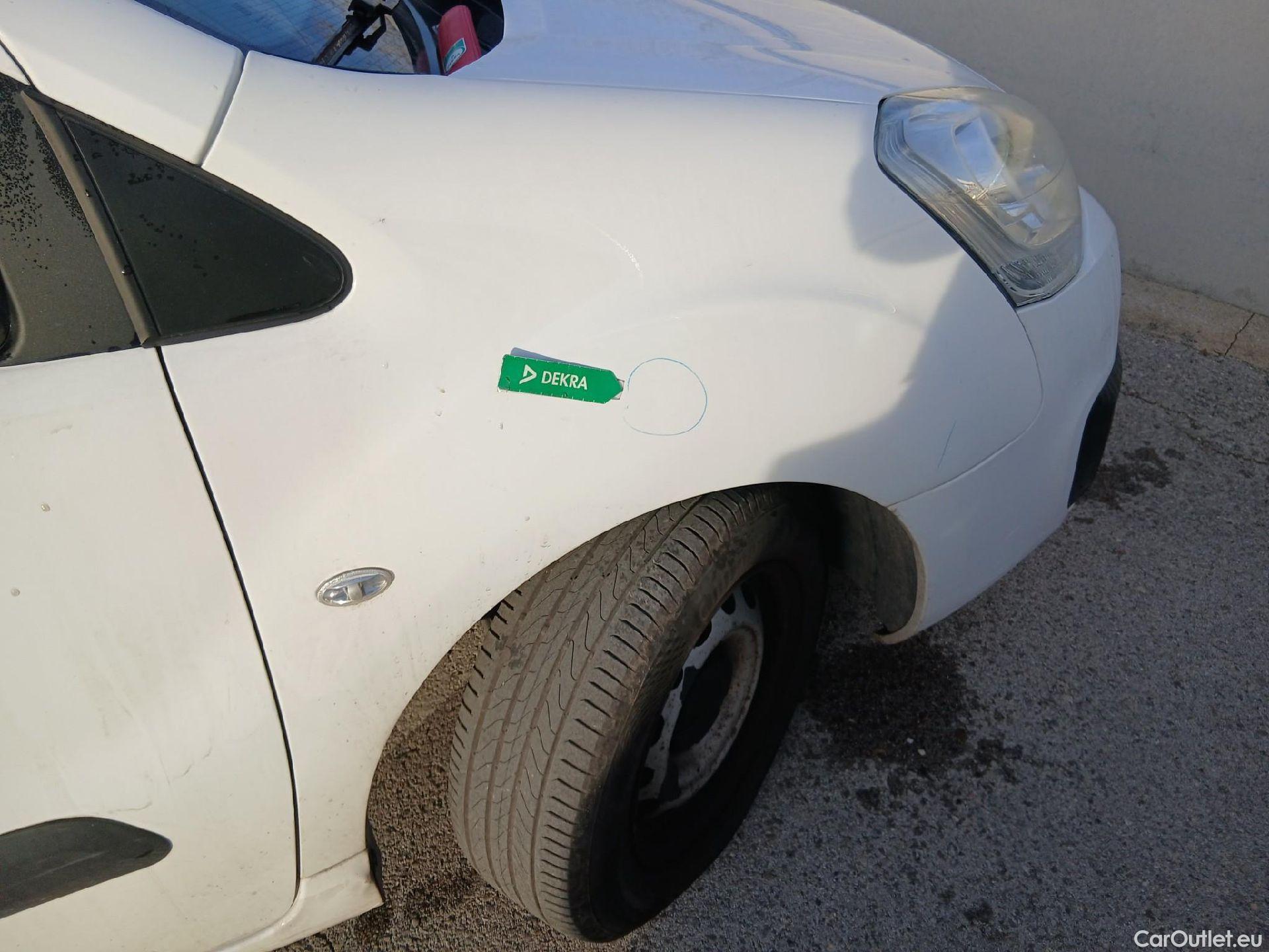  Citroen  Berlingo  Combi Live Edition 1.6 BlueHDi 100CV MT5 E6 #38