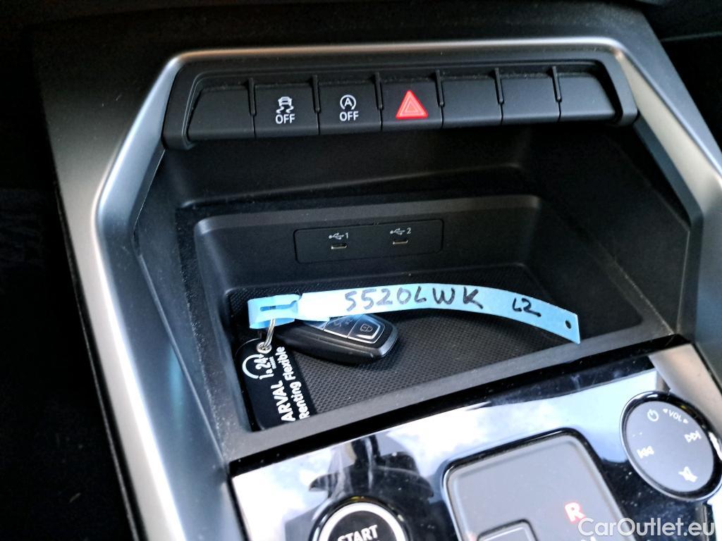  Audi  A3 AUDI  / 2020 / 5P / berlina con portón Sportback 30 TFSI 81kW (110CV) S tronic #1