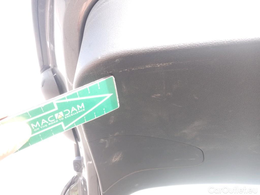  Audi  A4 AUDI  / 2019 / 5P / familiar Avant S line 35 TFSI 110kW (150CV) #14