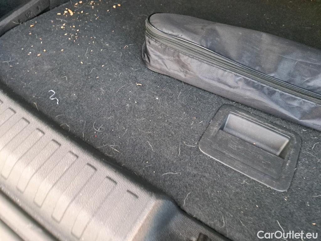  Audi  A3 AUDI  / 2020 / 5P / berlina con portón Sportback 30 TFSI 81kW (110CV) S tronic #10