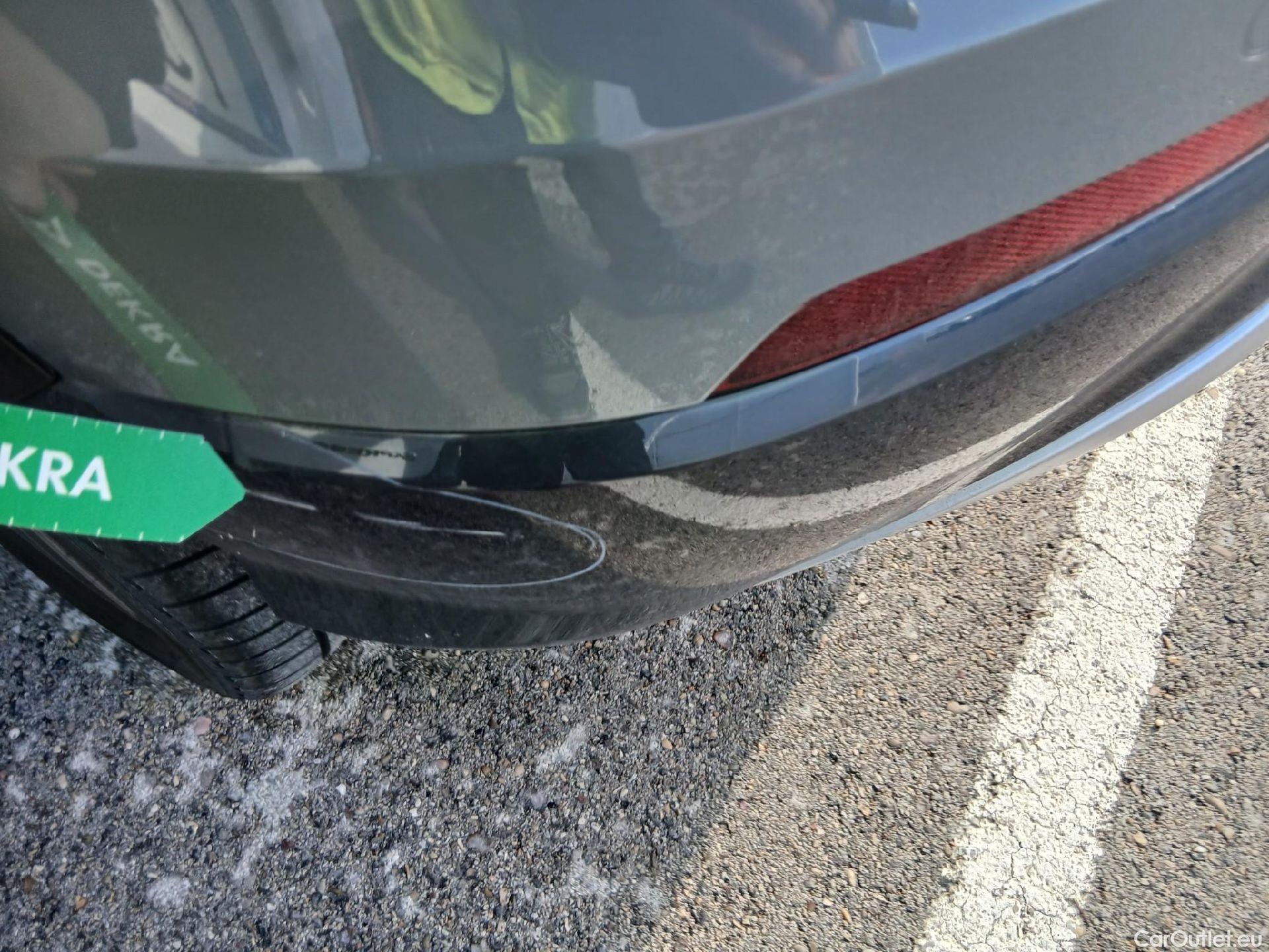  Audi  Q2 AUDI  / 2016 / 5P / todoterreno Design 35 TFSI 110kW (150CV) S tronic #13