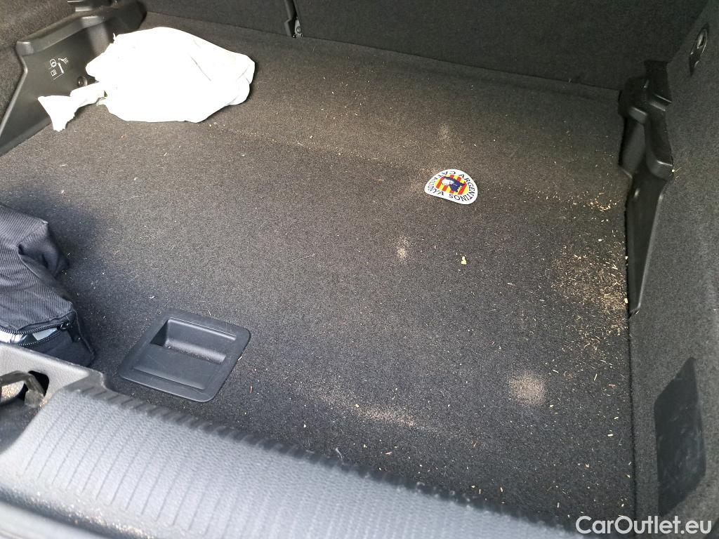  Audi  Q2 AUDI  / 2016 / 5P / todoterreno Advanced 30 TFSI 85kW (116CV) #14