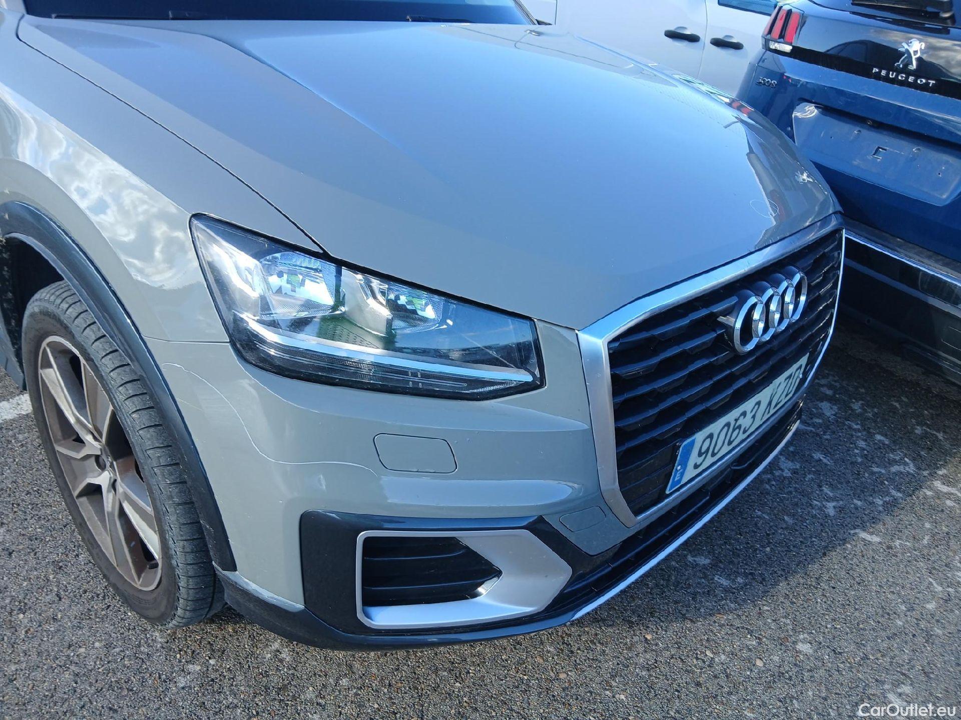  Audi  Q2 AUDI  / 2016 / 5P / todoterreno Design 35 TFSI 110kW (150CV) S tronic #9