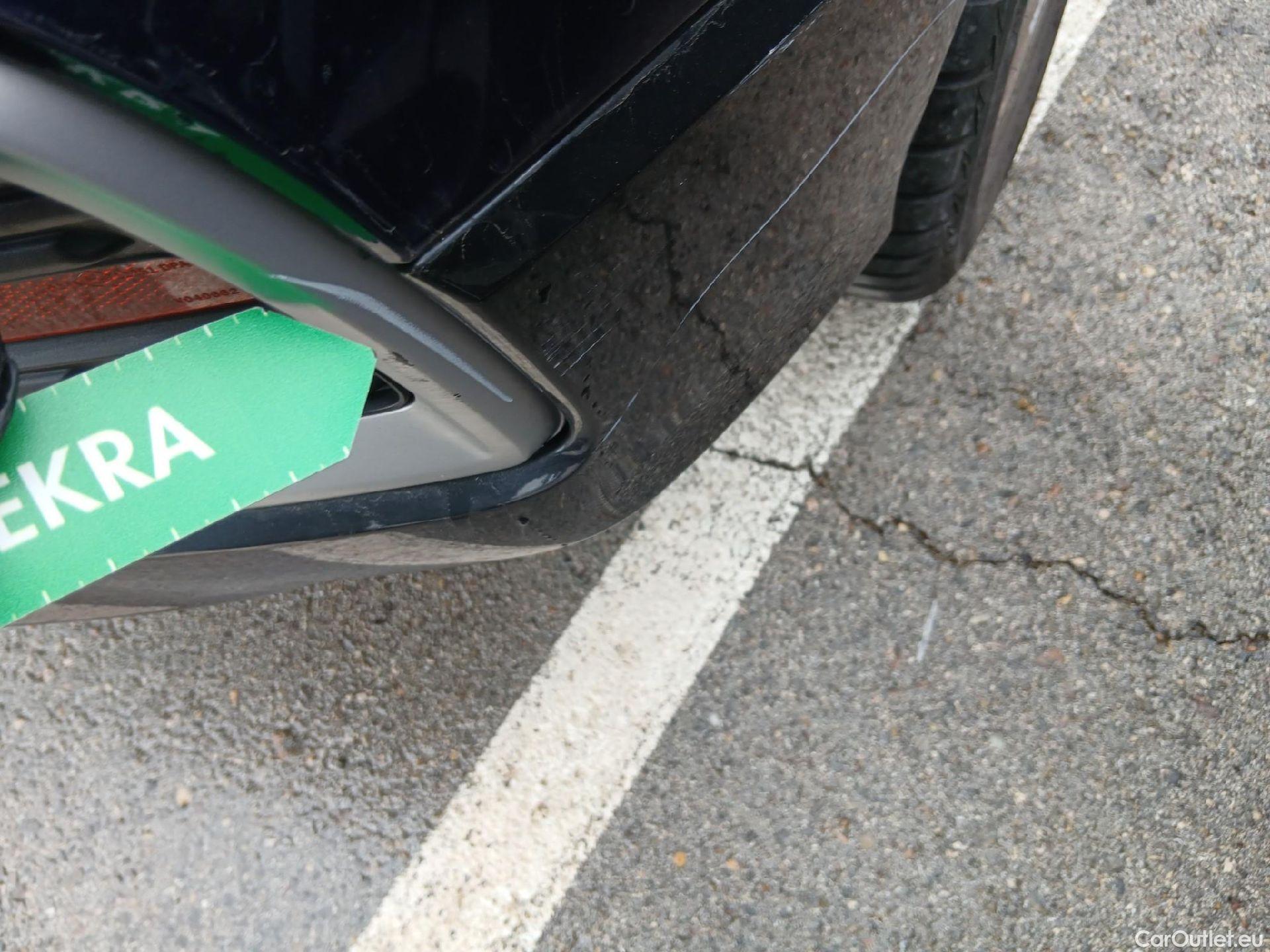  Audi  Q2 AUDI  / 2020 / 5P / todoterreno Advanced 30 TDI 85kW (116CV) #26