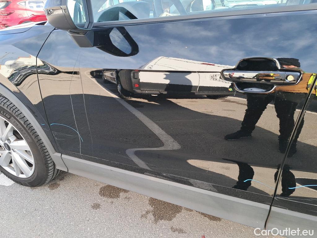  Audi  Q2 AUDI  / 2016 / 5P / todoterreno Advanced 30 TFSI 85kW (116CV) #9