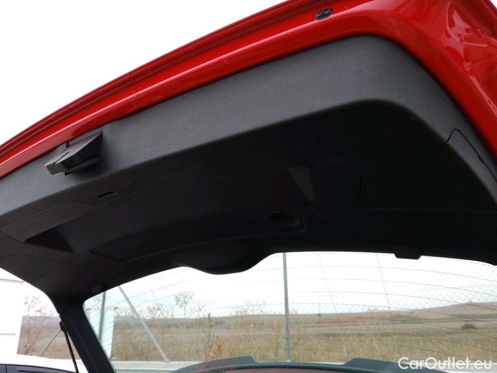  Audi  A1 Sportback AUDI A1 / 2018 / 5P / berlina con portón Sportback S line 30 TFSI 81kW (116CV) (AC) #7