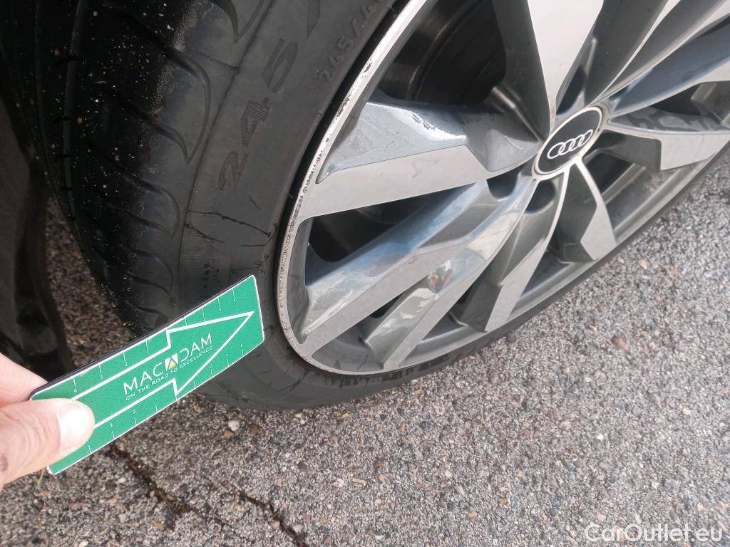  Audi  A4 AUDI  / 2019 / 5P / familiar Avant S line 35 TFSI 110kW (150CV) #3