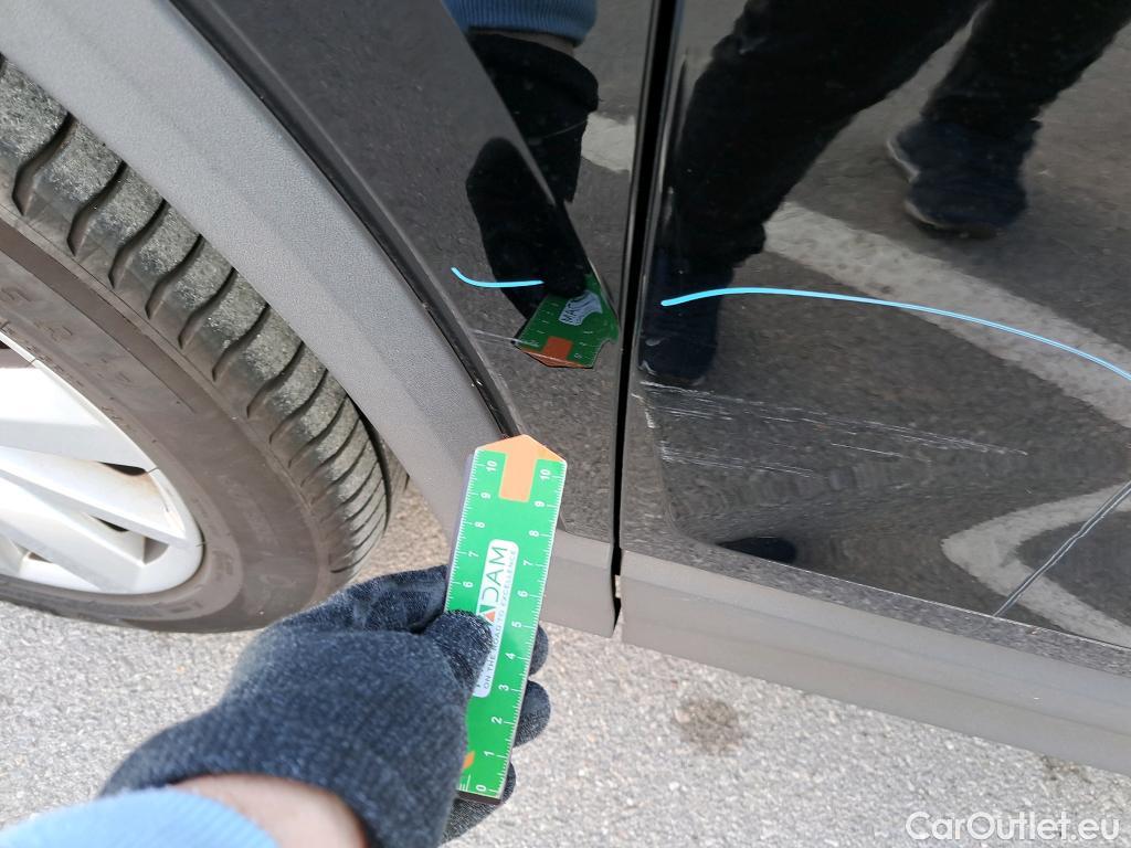  Audi  Q2 AUDI  / 2016 / 5P / todoterreno Advanced 30 TFSI 85kW (116CV) #26