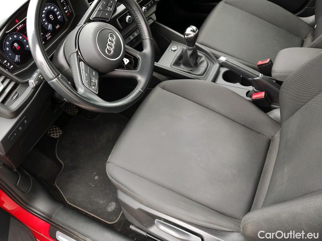  Audi  A1 Sportback AUDI A1 / 2018 / 5P / berlina con portón Sportback S line 30 TFSI 81kW (116CV) (AC) #21