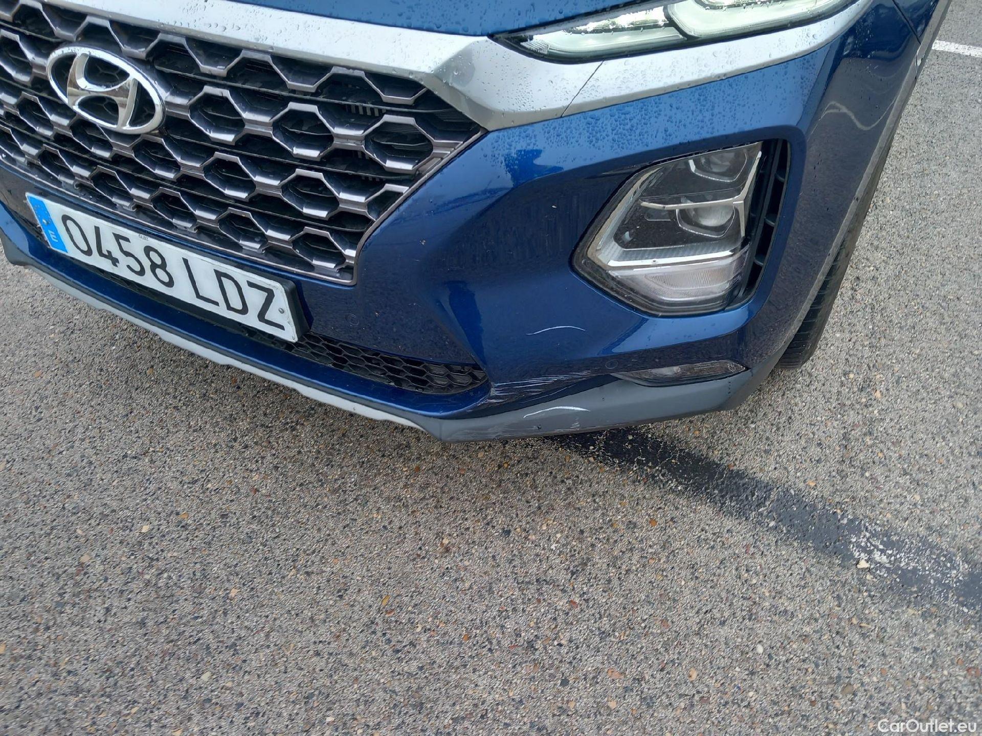  Hyundai  Santa Fe HYUNDAI  / 2018 / 5P / todoterreno 2.2 CRDi Tecno Auto 4x2 SR #7