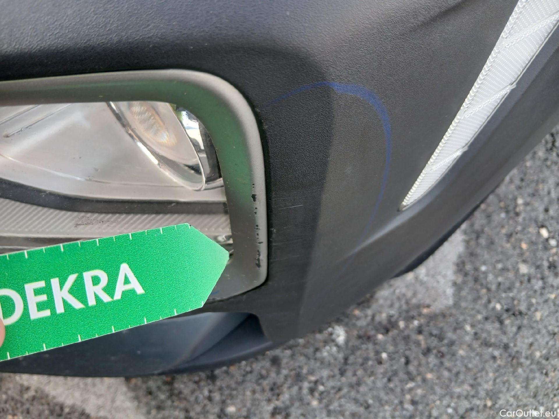  Hyundai  Konna HYUNDAI Kona / 2017 / 5P / todoterreno 1.6 GDI HEV Klass DCT #21