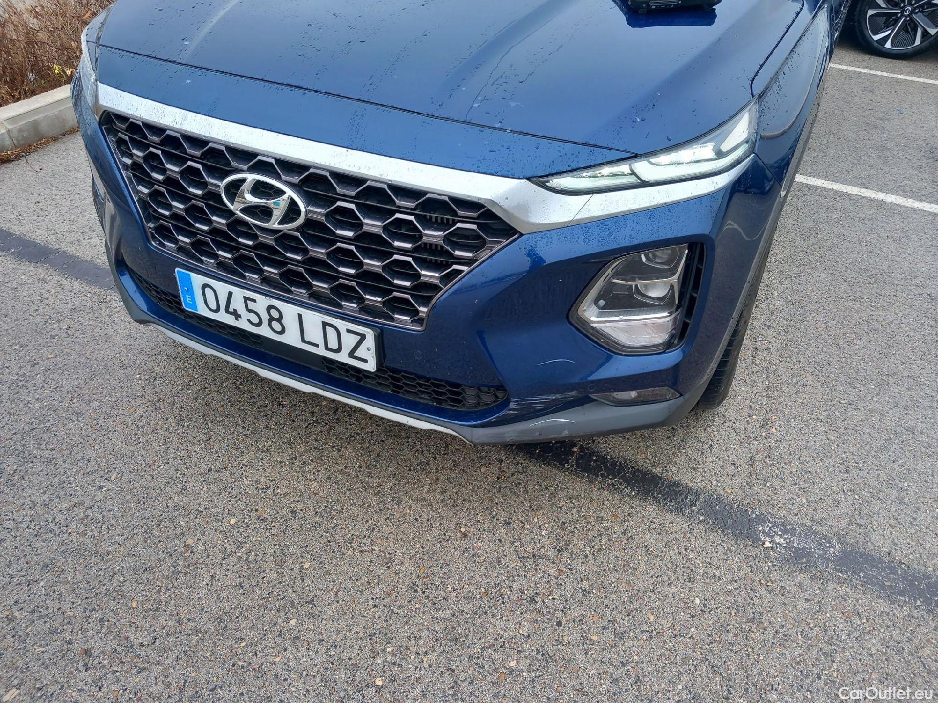  Hyundai  Santa Fe HYUNDAI  / 2018 / 5P / todoterreno 2.2 CRDi Tecno Auto 4x2 SR #5