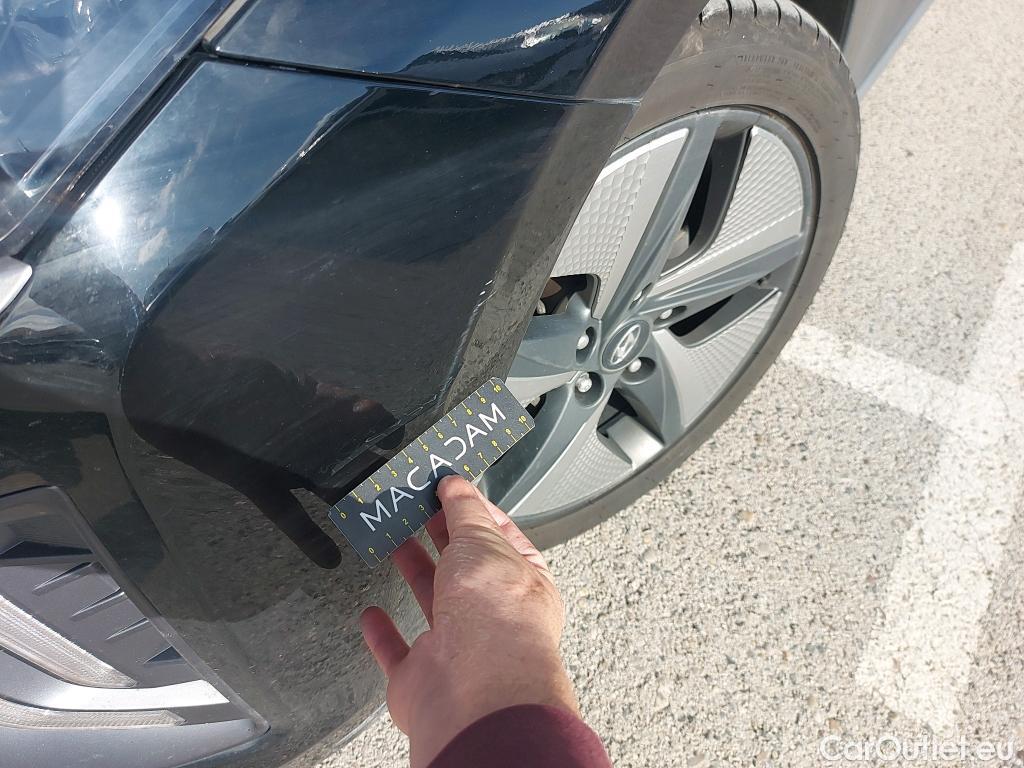  Hyundai   Ioniq HYUNDAI / 2019 / 5P / berlina con portón 1.6 GDI HEV Style DCT #23