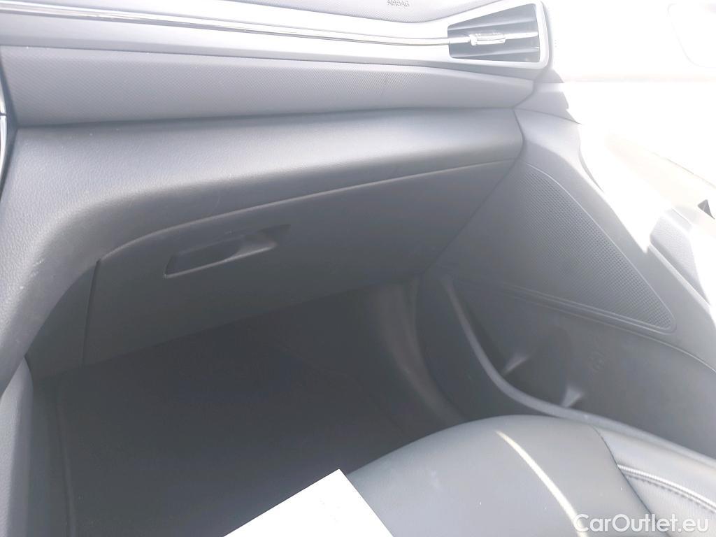  Hyundai   Ioniq HYUNDAI / 2019 / 5P / berlina con portón 1.6 GDI HEV Style DCT #18