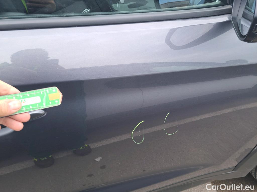  Hyundai  Tucson HYUNDAI  / 2018 / 5P / todoterreno 1.6 GDI 97kW (131CV) SLE 4X2(SP) #9