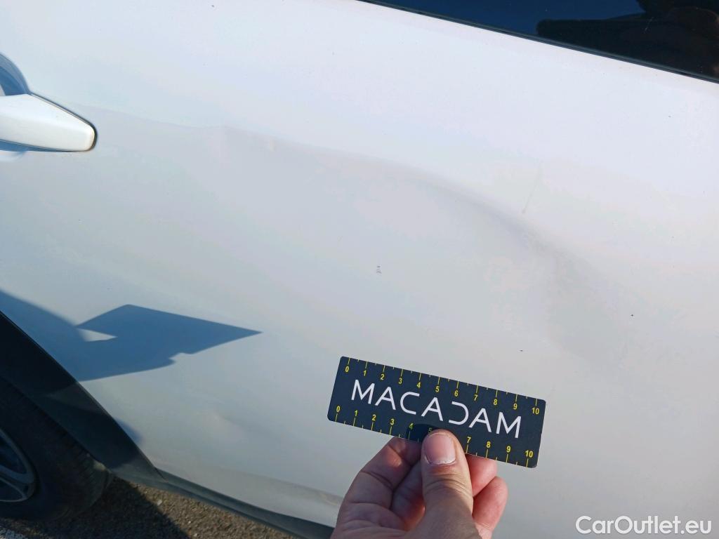  Citroen  C4 Cactus CITROEN  / 2018 / 5P / berlina con portón BlueHDi 100 S&S Feel #8